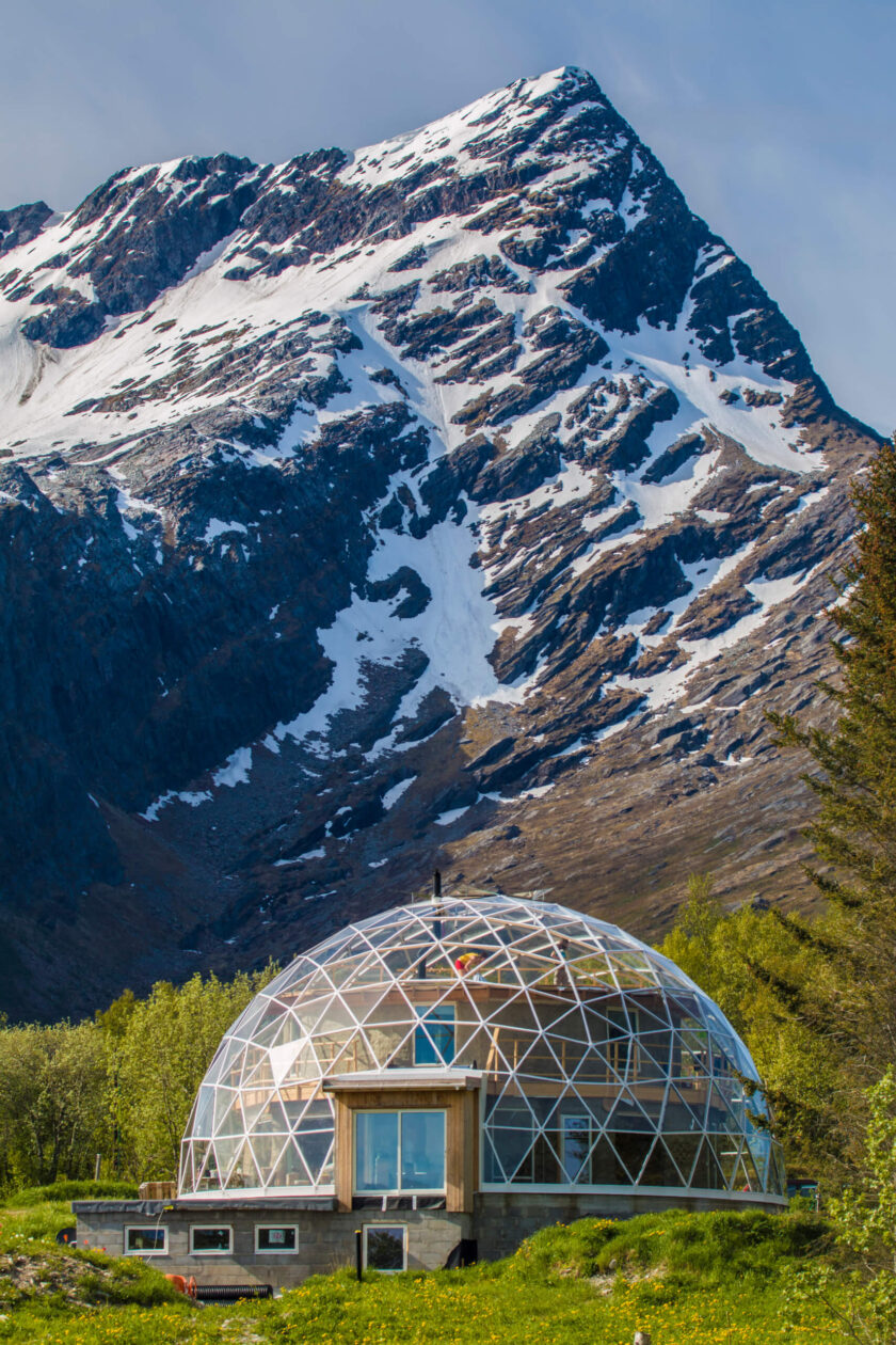 Home solar globe